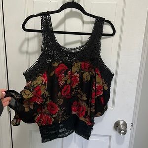 Guess rose top